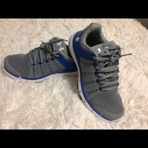 Under Armour Micro G Sneakers. Size 8.